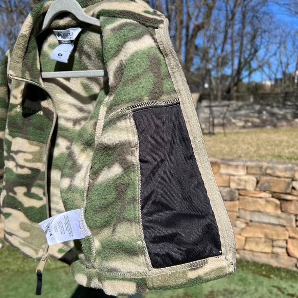 Columbia Kids Camouflage Fleece Jacket - Picture 11 of 14